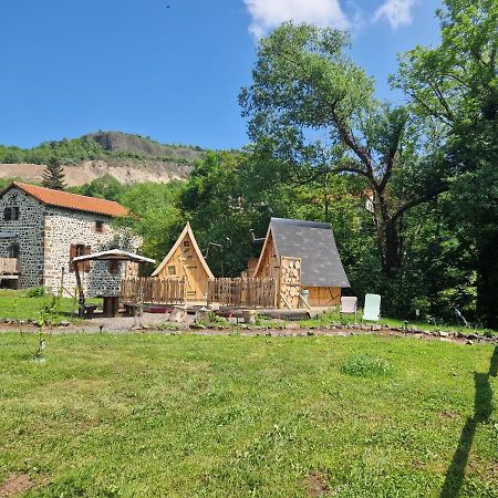 Les Cabanes Feeriques Du Cheix Saint-Diery エクステリア 写真