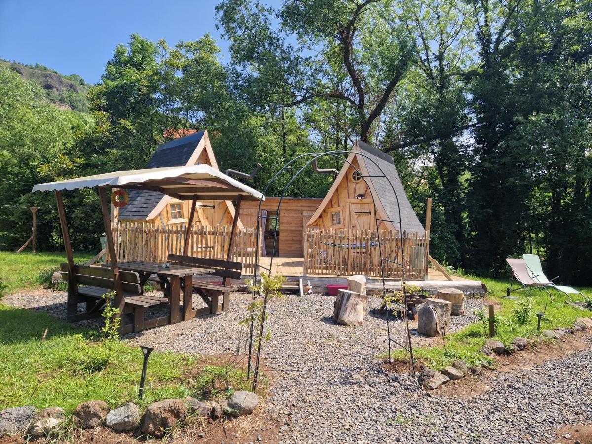 Les Cabanes Feeriques Du Cheix Saint-Diery エクステリア 写真